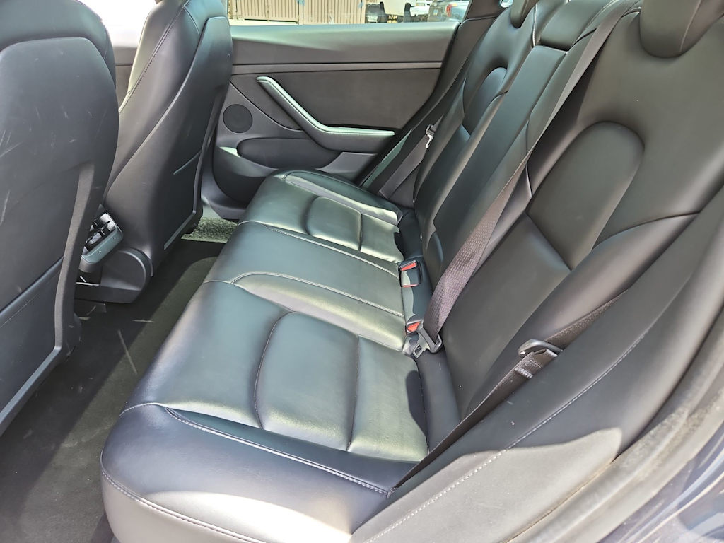 Thumbnail: 2021 Tesla Model 3 - 23