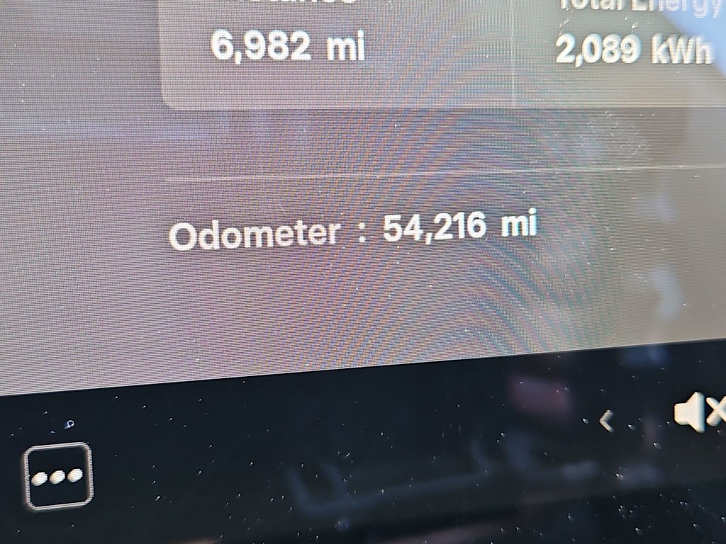 Thumbnail: 2021 Tesla Model 3 - 14