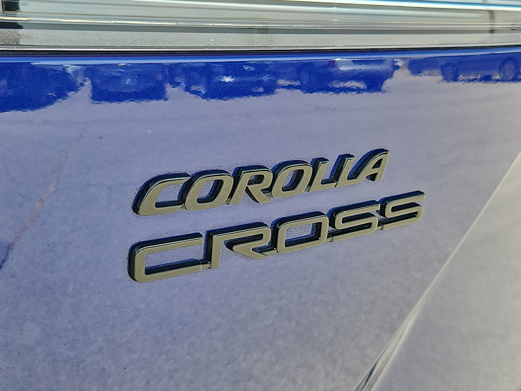 Thumbnail: 2023 Toyota Corolla Cross - 25