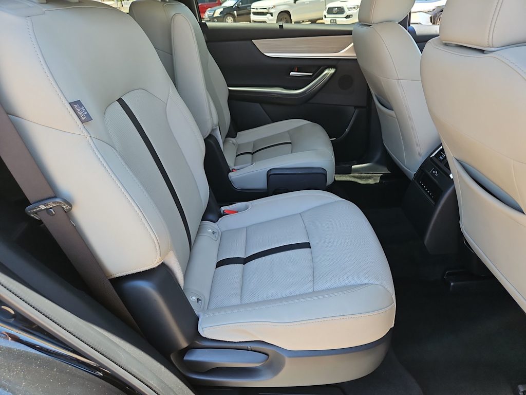Thumbnail: 2025 Mazda CX-90 - 27