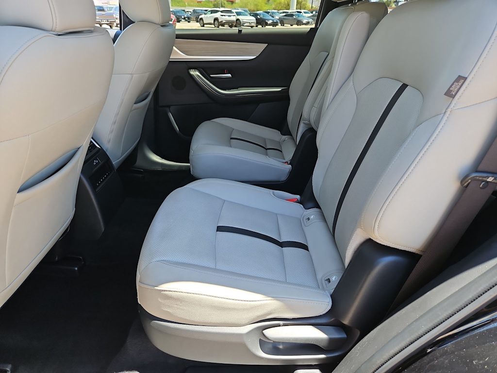 Thumbnail: 2025 Mazda CX-90 - 26