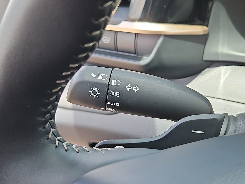 Thumbnail: 2025 Toyota Crown Signia - 31