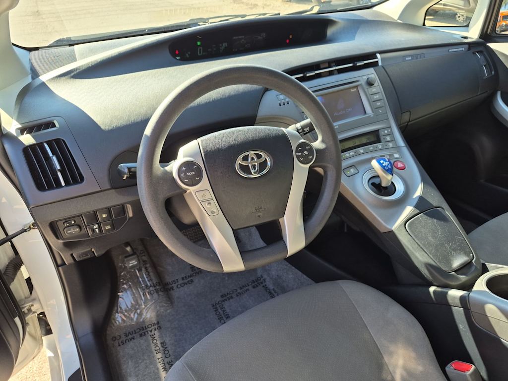 Thumbnail: 2014 Toyota Prius - 2