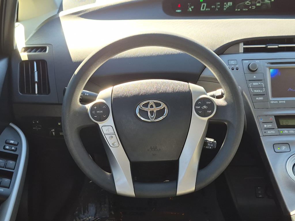 Thumbnail: 2014 Toyota Prius - 14