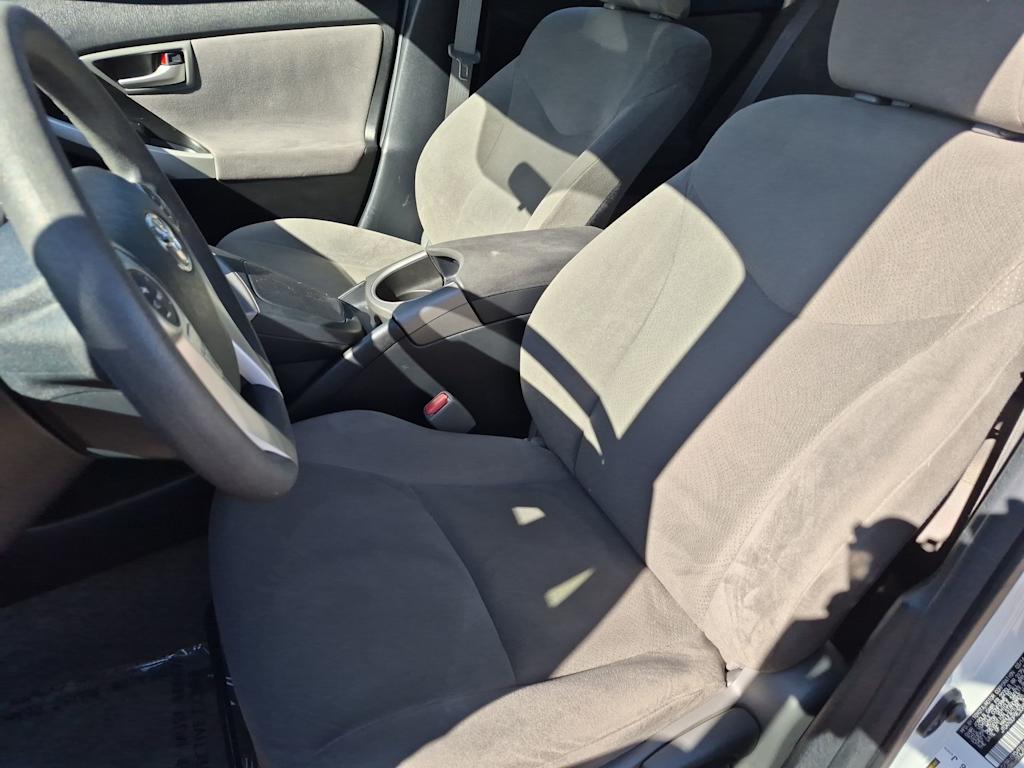 Thumbnail: 2014 Toyota Prius - 11