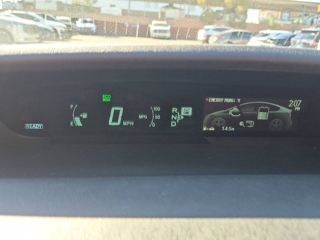 Thumbnail: 2014 Toyota Prius - 33