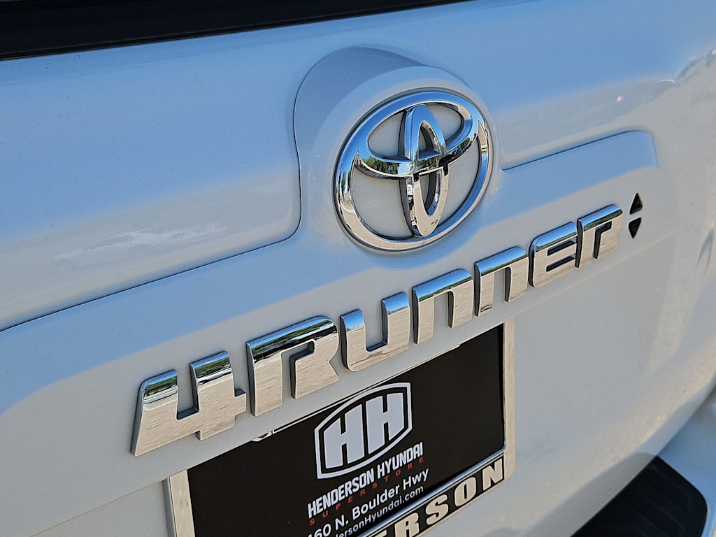 Thumbnail: 2022 Toyota 4Runner - 7