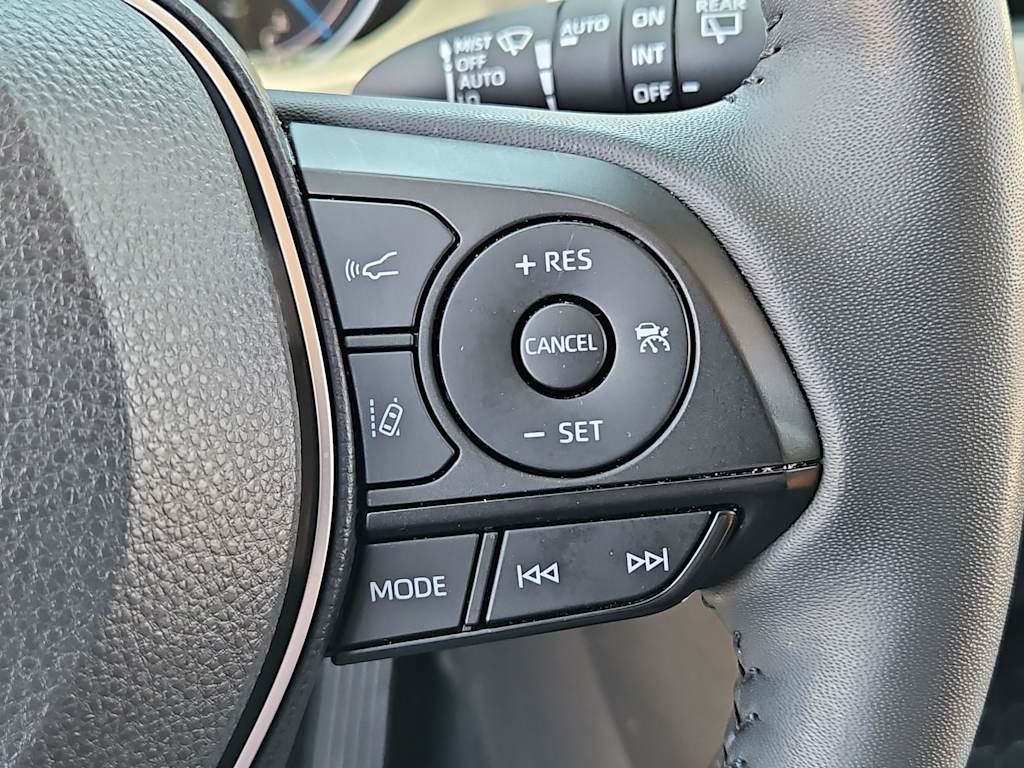 Thumbnail: 2024 Toyota RAV4 - 31
