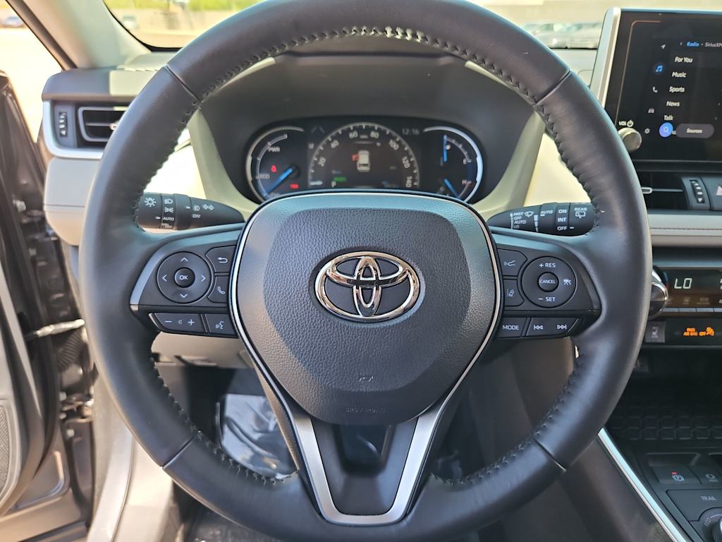 Thumbnail: 2024 Toyota RAV4 - 14