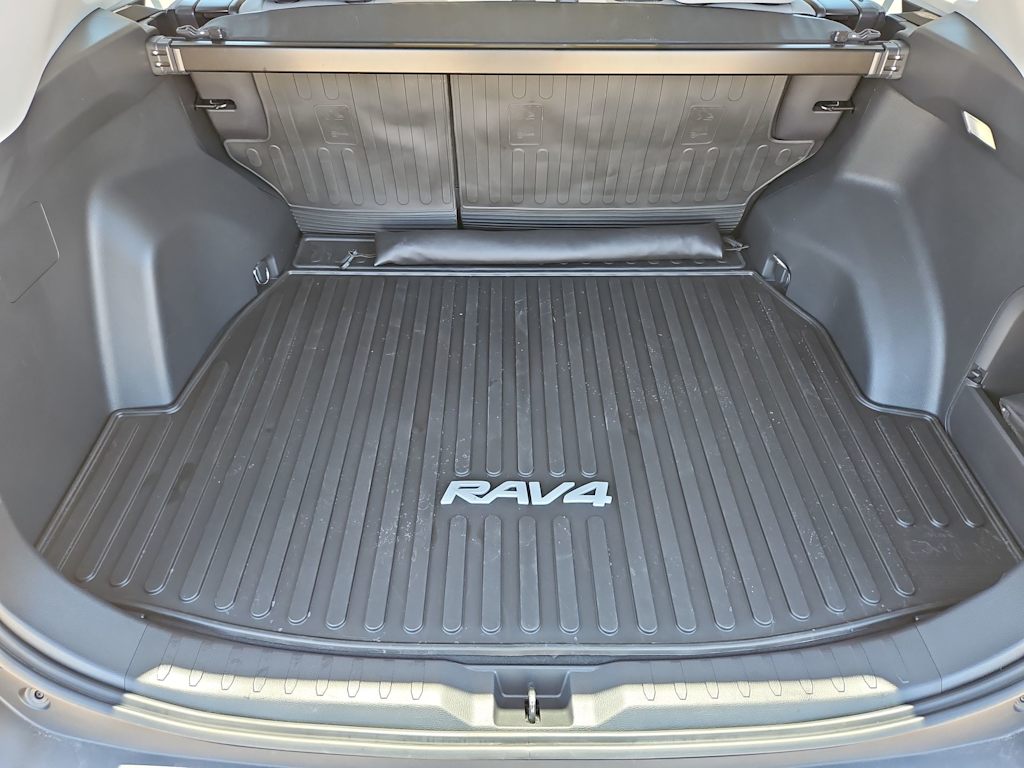 Thumbnail: 2024 Toyota RAV4 - 18