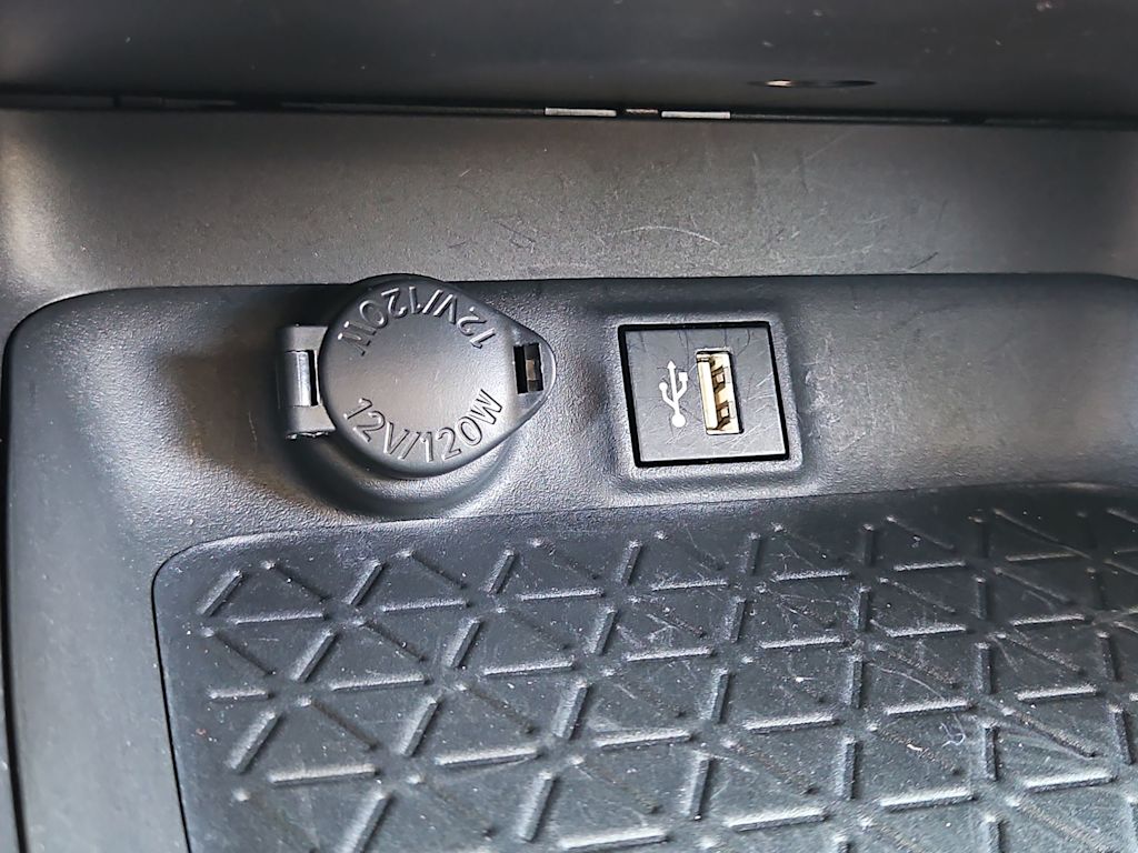 Thumbnail: 2024 Toyota RAV4 - 36