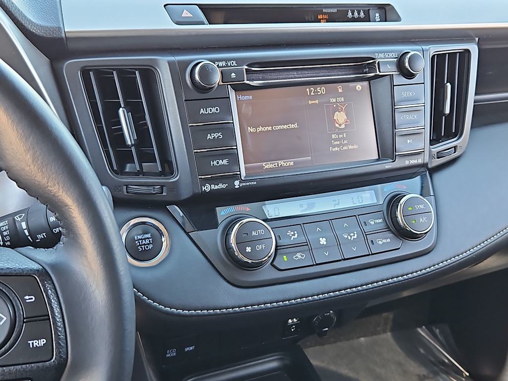 Thumbnail: 2018 Toyota RAV4 - 15