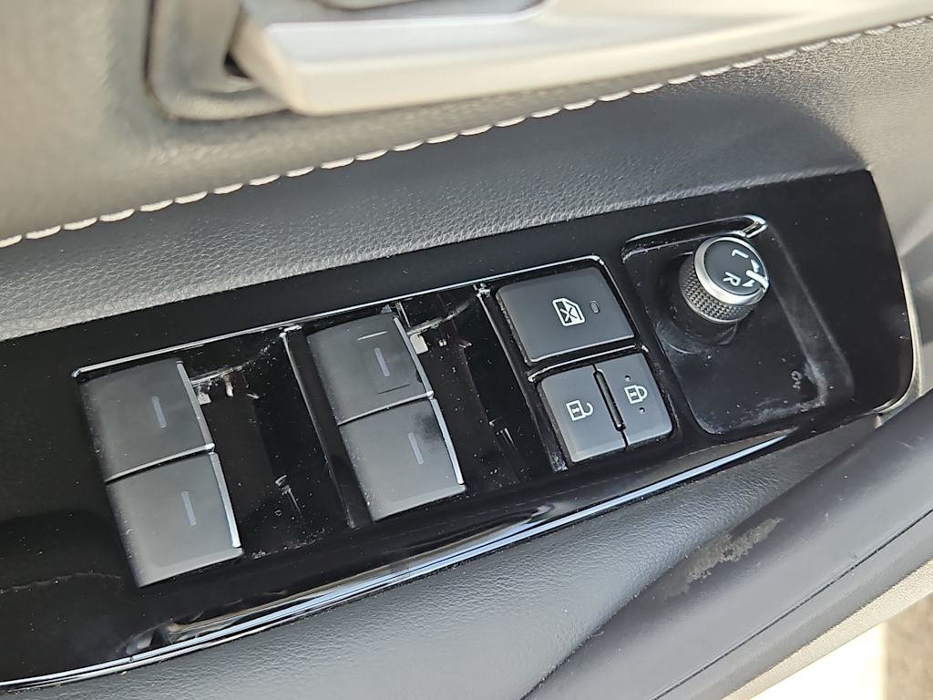 Thumbnail: 2019 Toyota Corolla - 25