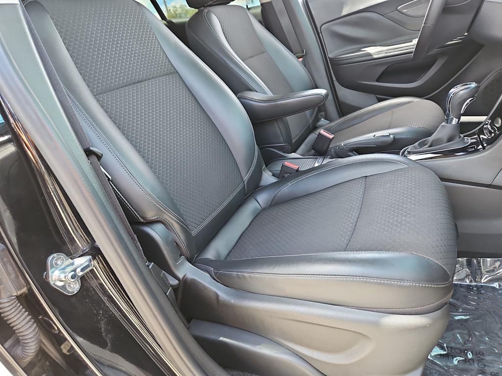Thumbnail: 2018 Buick Encore - 28