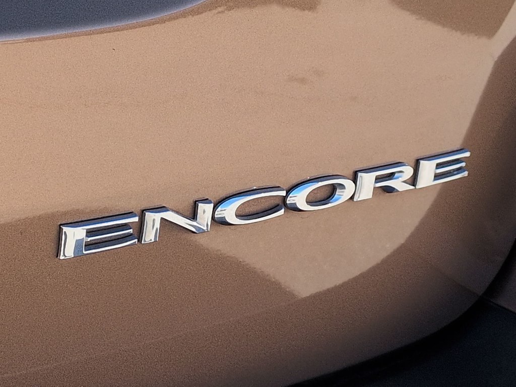 Thumbnail: 2016 Buick Encore - 26