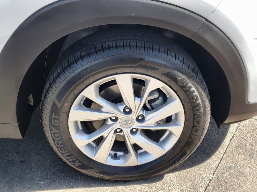 Thumbnail: 2019 Hyundai Tucson - 7