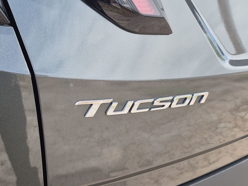Thumbnail: 2023 Hyundai Tucson - 6