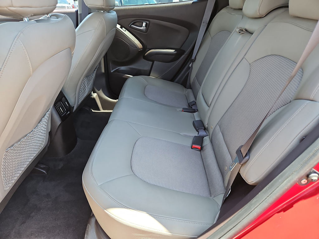 Thumbnail: 2015 Hyundai Tucson - 13