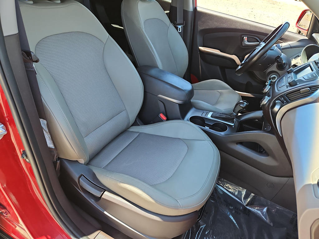 Thumbnail: 2015 Hyundai Tucson - 29
