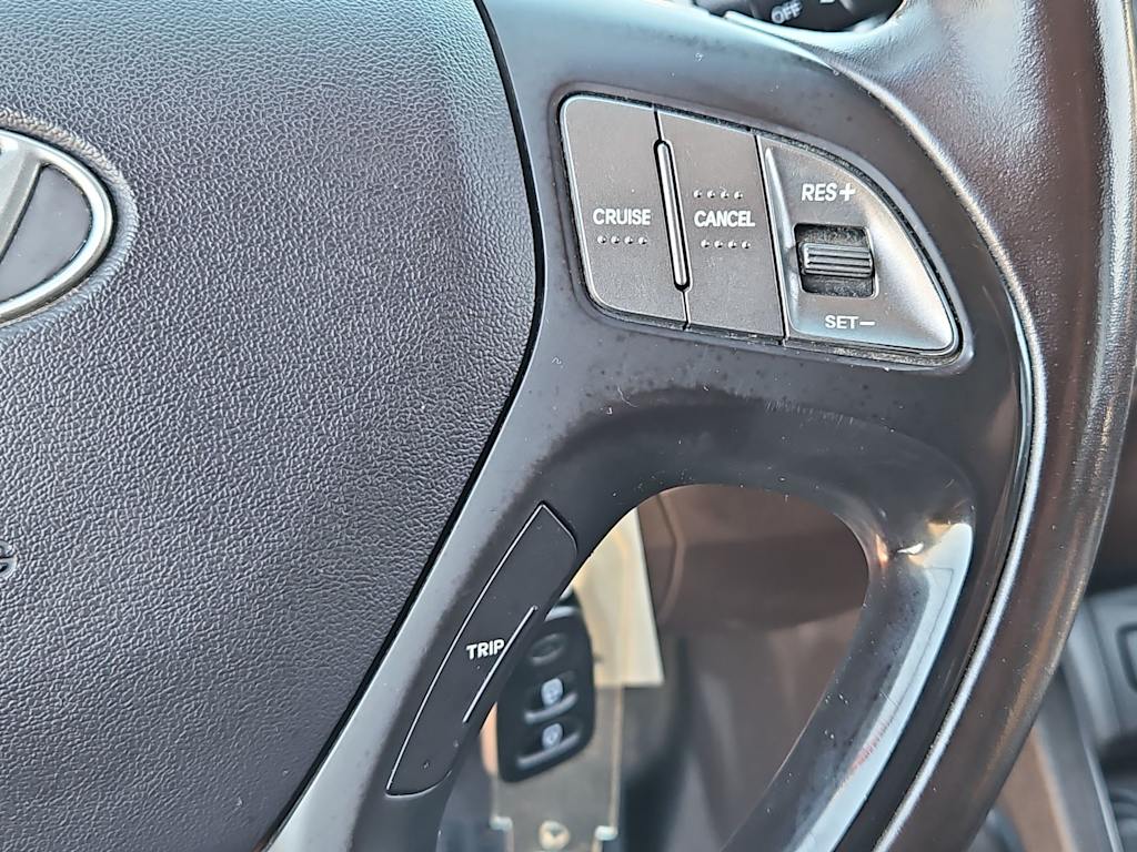 Thumbnail: 2015 Hyundai Tucson - 31