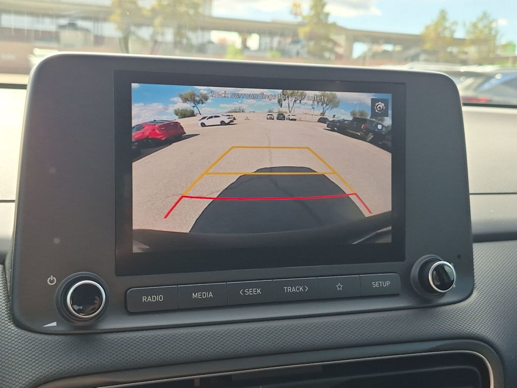 Thumbnail: 2022 Hyundai Kona - 32