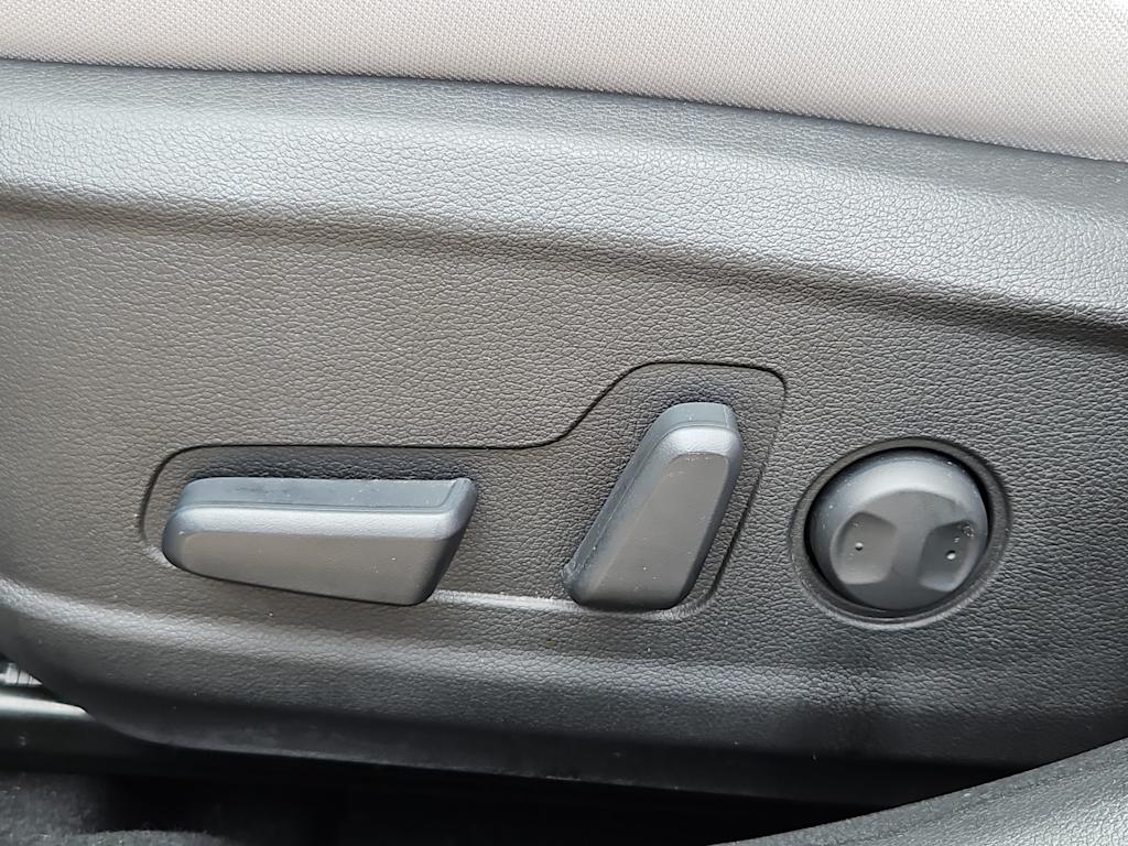 Thumbnail: 2023 Hyundai Kona - 27