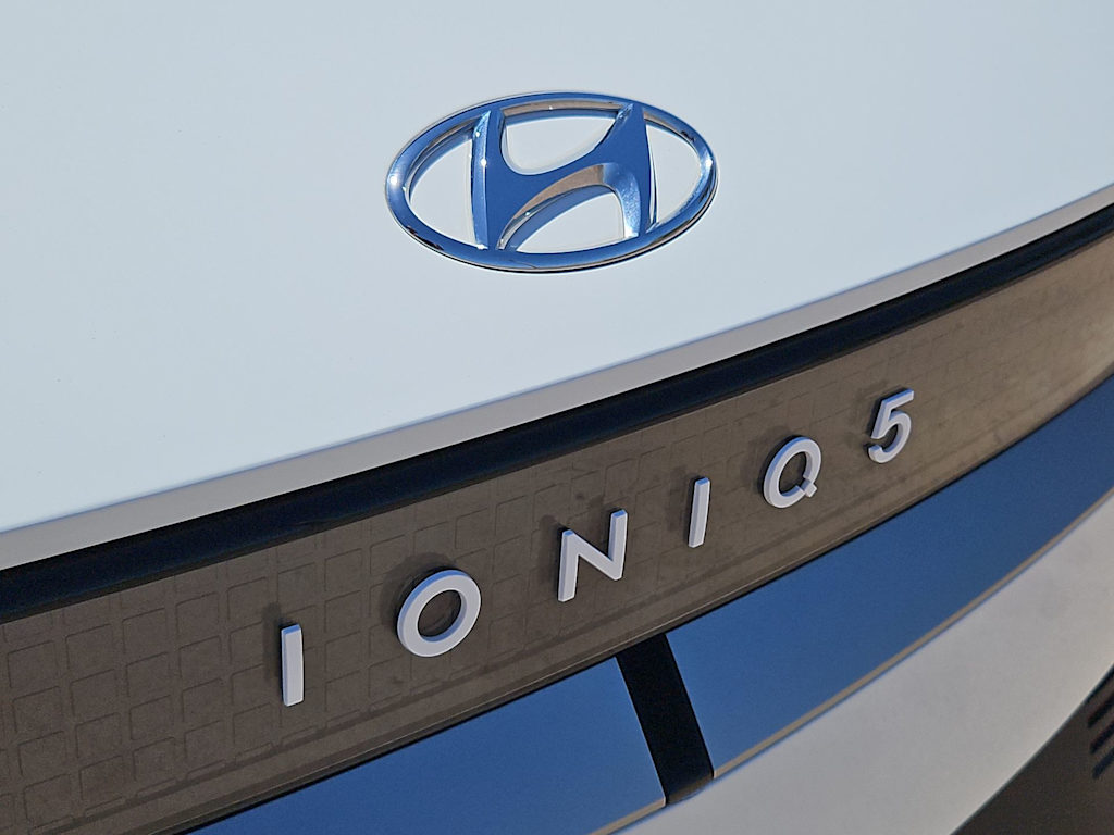 Thumbnail: 2024 Hyundai Ioniq 5 - 23