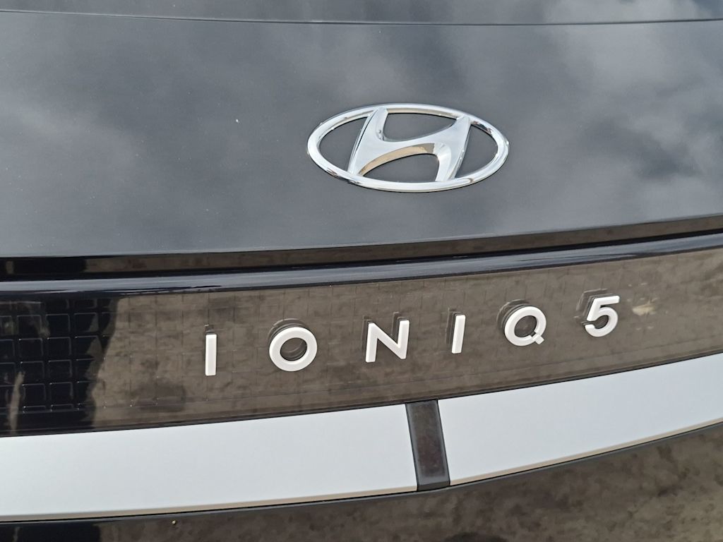 Thumbnail: 2024 Hyundai Ioniq 5 - 20