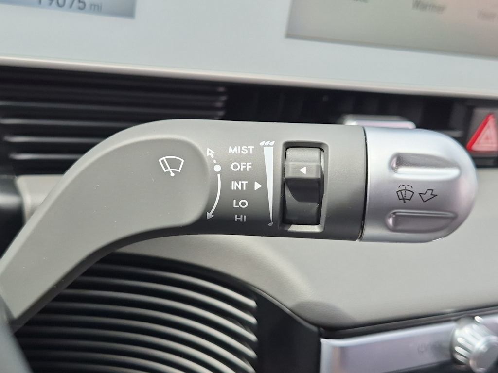 Thumbnail: 2024 Hyundai Ioniq 5 - 26
