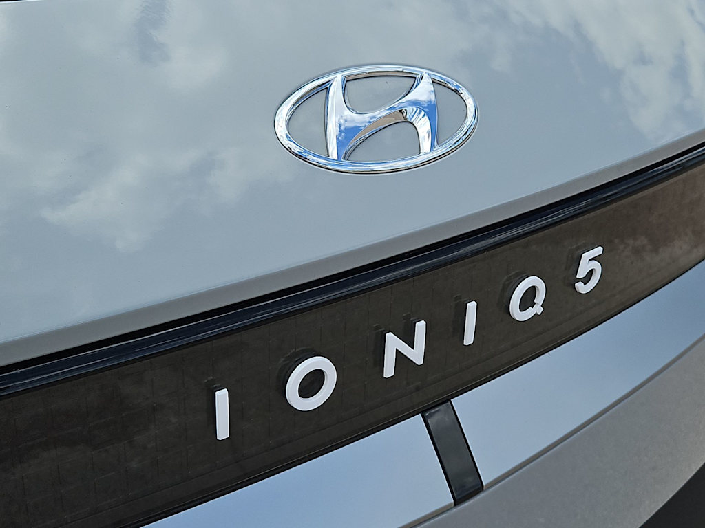 Thumbnail: 2024 Hyundai Ioniq 5 - 24
