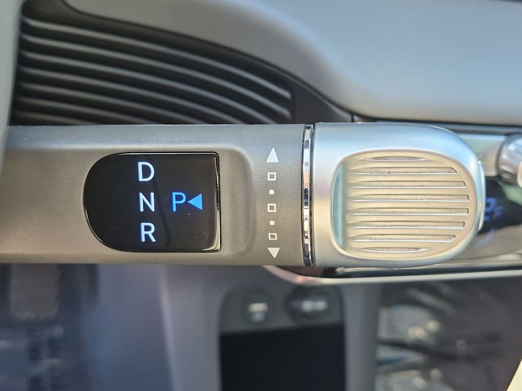 Thumbnail: 2024 Hyundai Ioniq 5 - 32