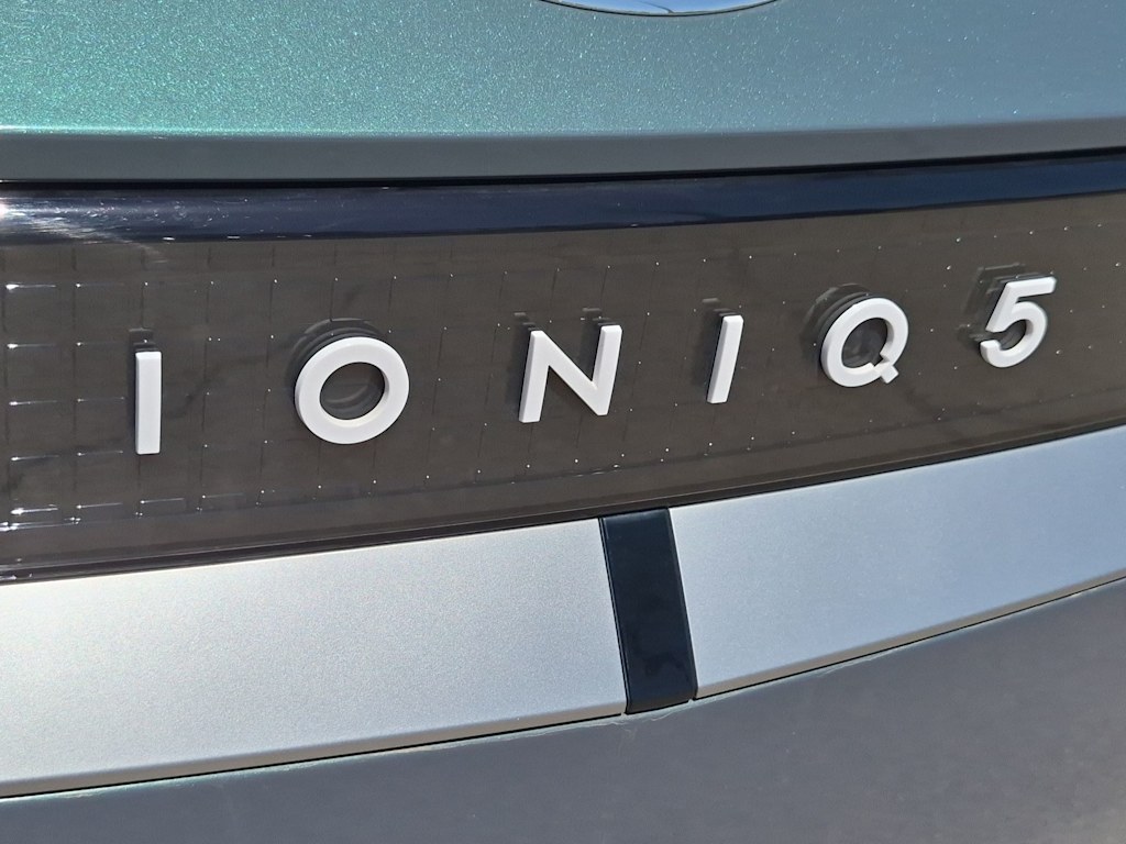 Thumbnail: 2024 Hyundai Ioniq 5 - 21