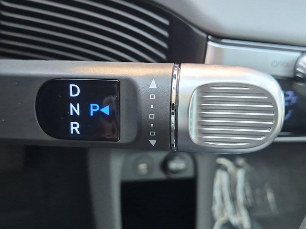 Thumbnail: 2024 Hyundai Ioniq 5 - 32