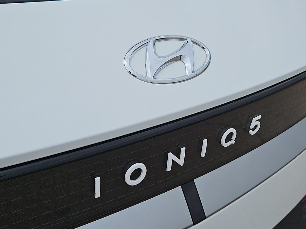 Thumbnail: 2024 Hyundai Ioniq 5 - 22