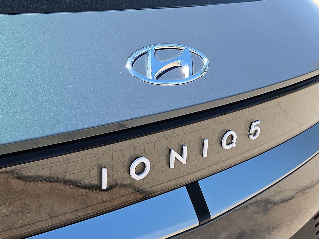 Thumbnail: 2024 Hyundai Ioniq 5 - 24