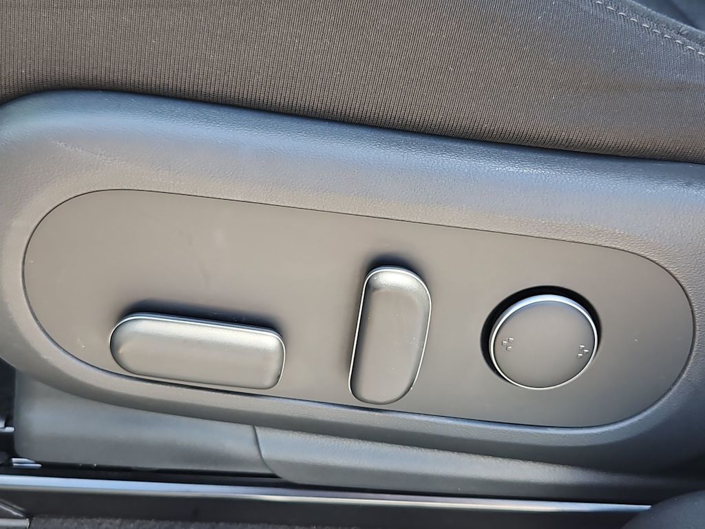 Thumbnail: 2024 Hyundai Ioniq 5 - 25