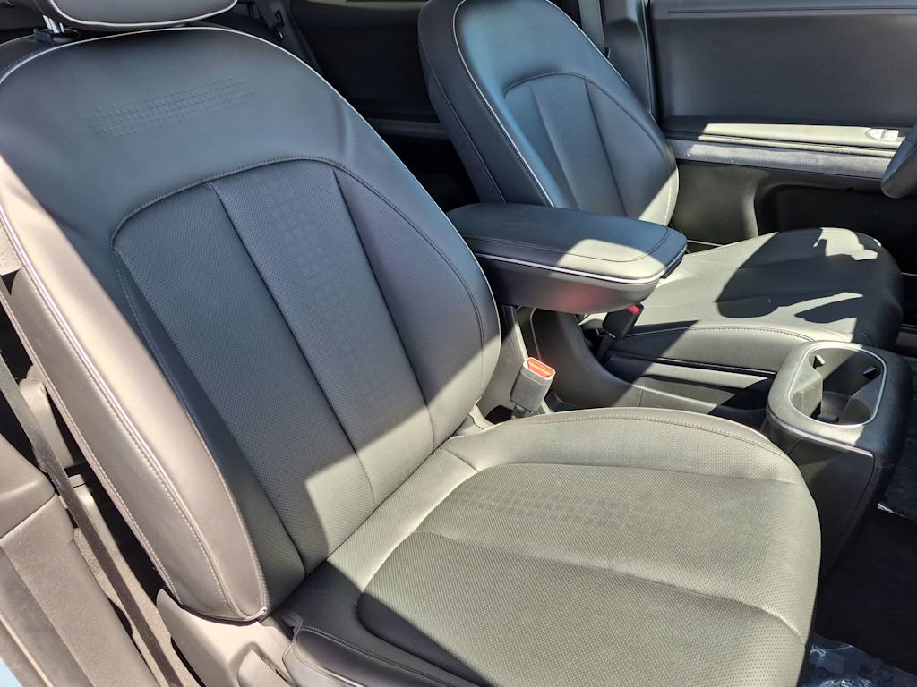 Thumbnail: 2023 Hyundai Ioniq 5 - 25