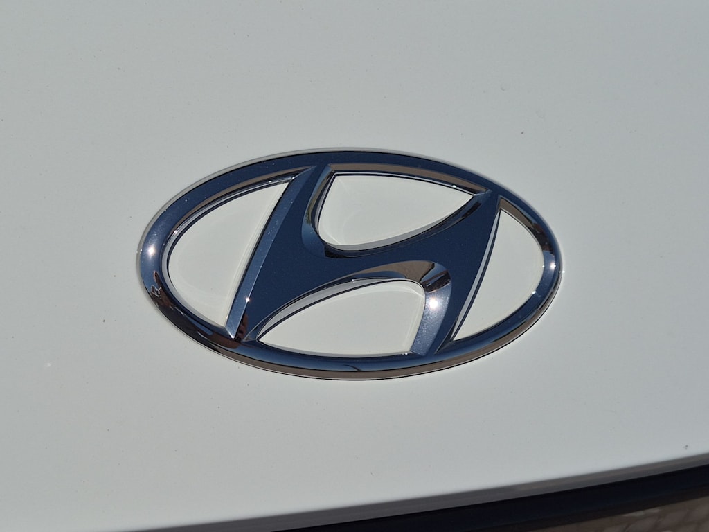 Thumbnail: 2023 Hyundai Ioniq 5 - 6