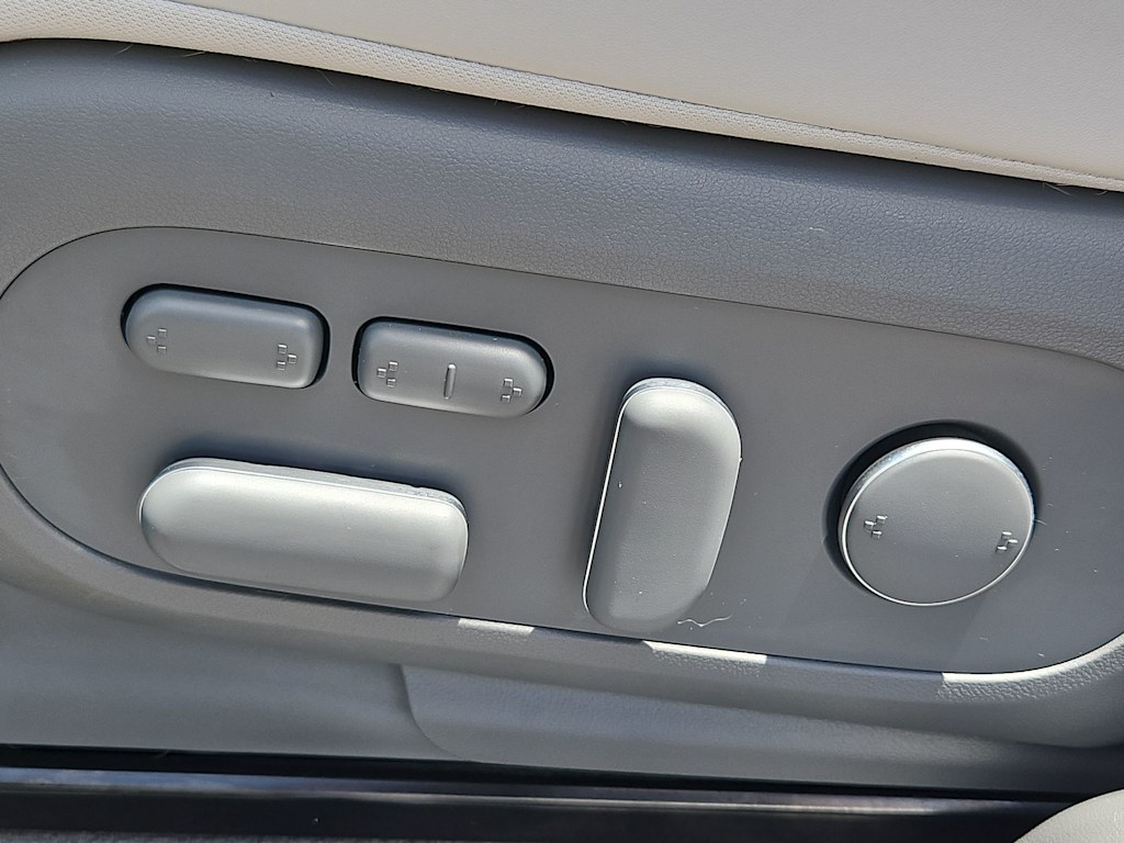 Thumbnail: 2024 Hyundai Ioniq 5 - 24