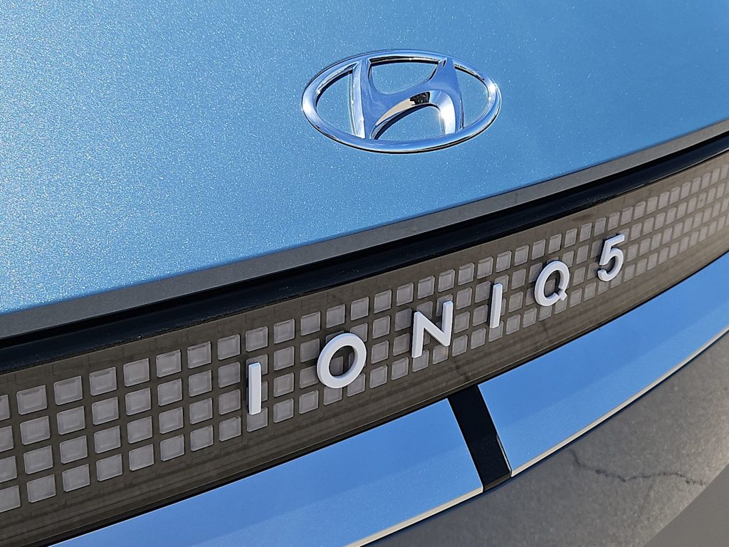 Thumbnail: 2024 Hyundai Ioniq 5 - 23