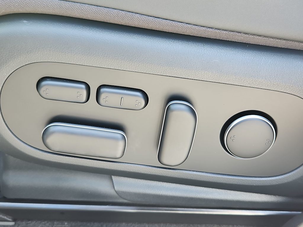 Thumbnail: 2024 Hyundai Ioniq 5 - 23