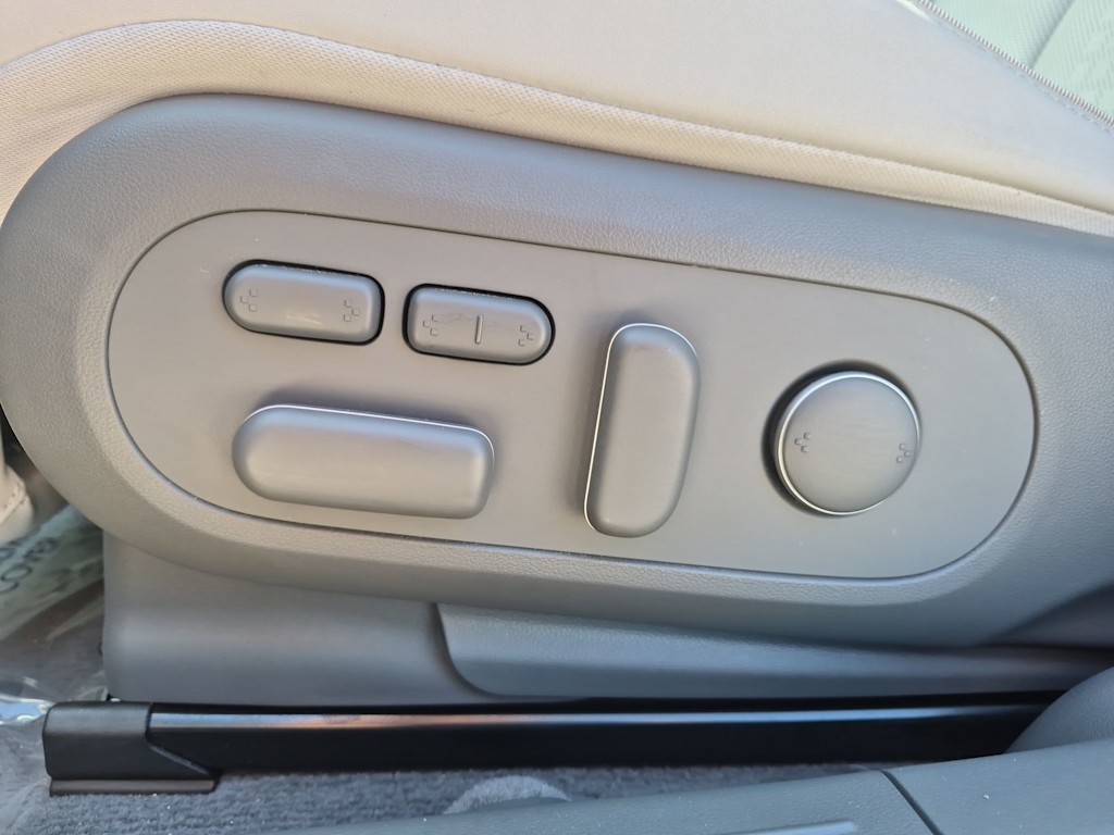 Thumbnail: 2024 Hyundai Ioniq 5 - 25
