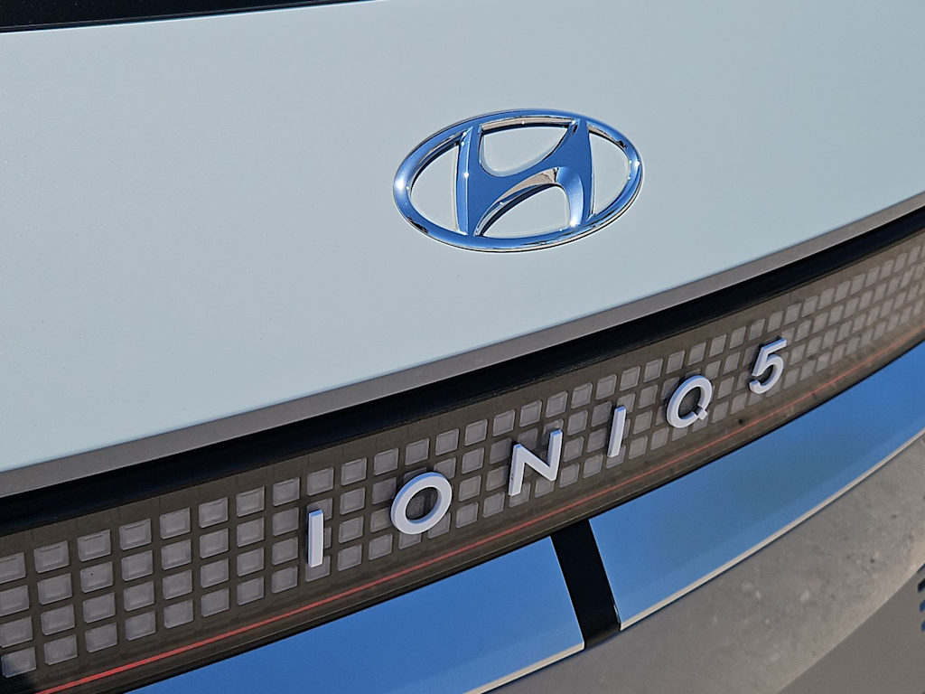 Thumbnail: 2024 Hyundai Ioniq 5 - 23