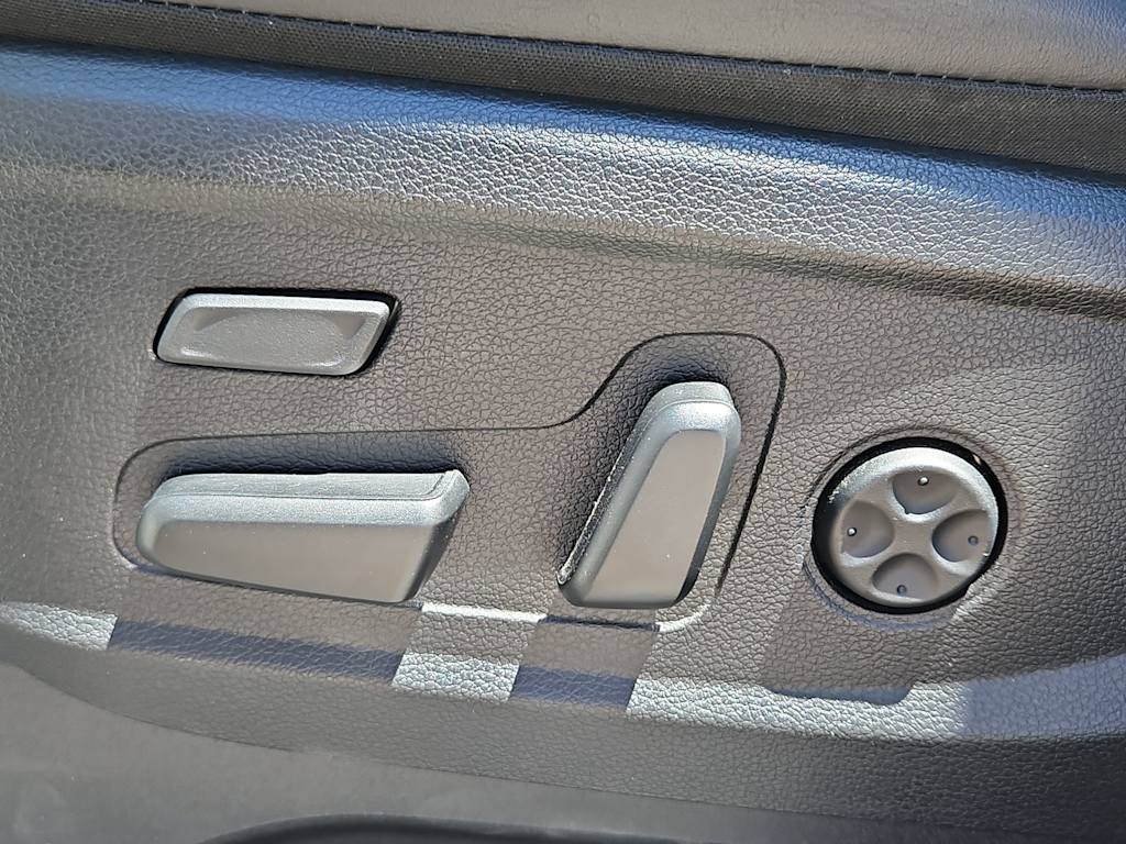 Thumbnail: 2022 Hyundai Palisade - 25
