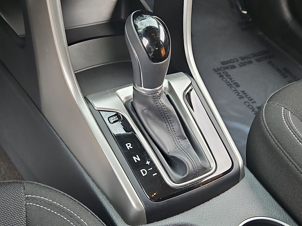 Thumbnail: 2016 Hyundai Elantra - 17