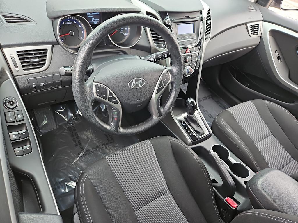 Thumbnail: 2016 Hyundai Elantra - 2