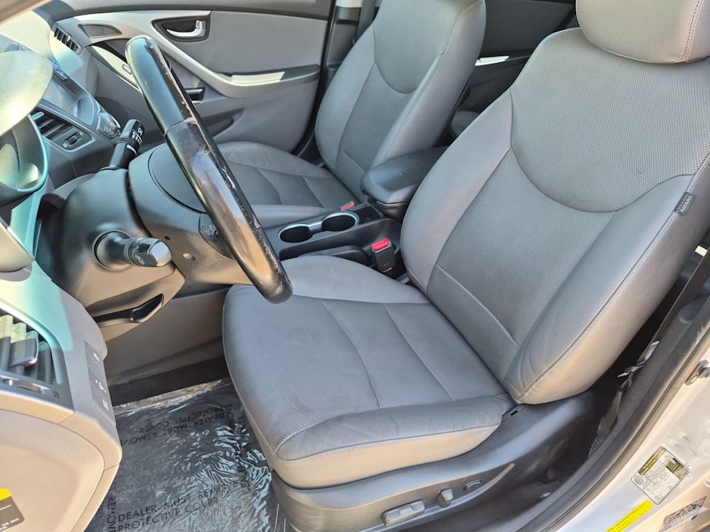Thumbnail: 2015 Hyundai Elantra - 11