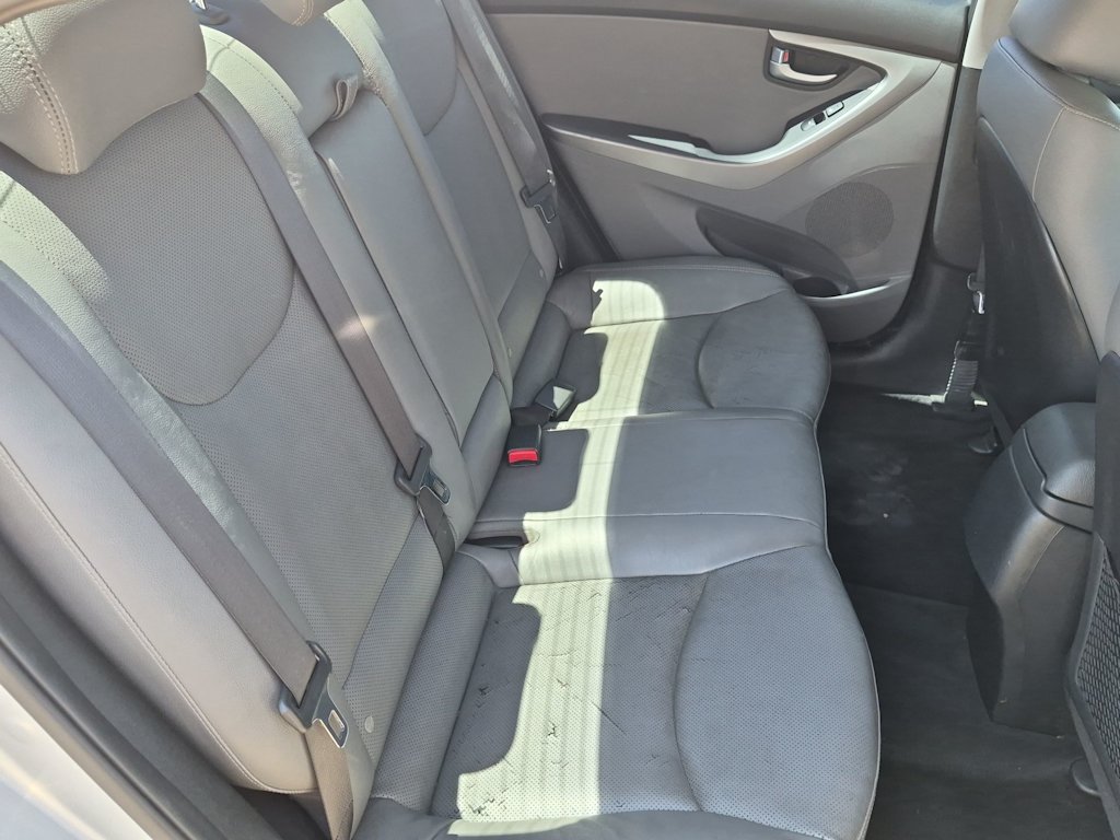 Thumbnail: 2015 Hyundai Elantra - 31