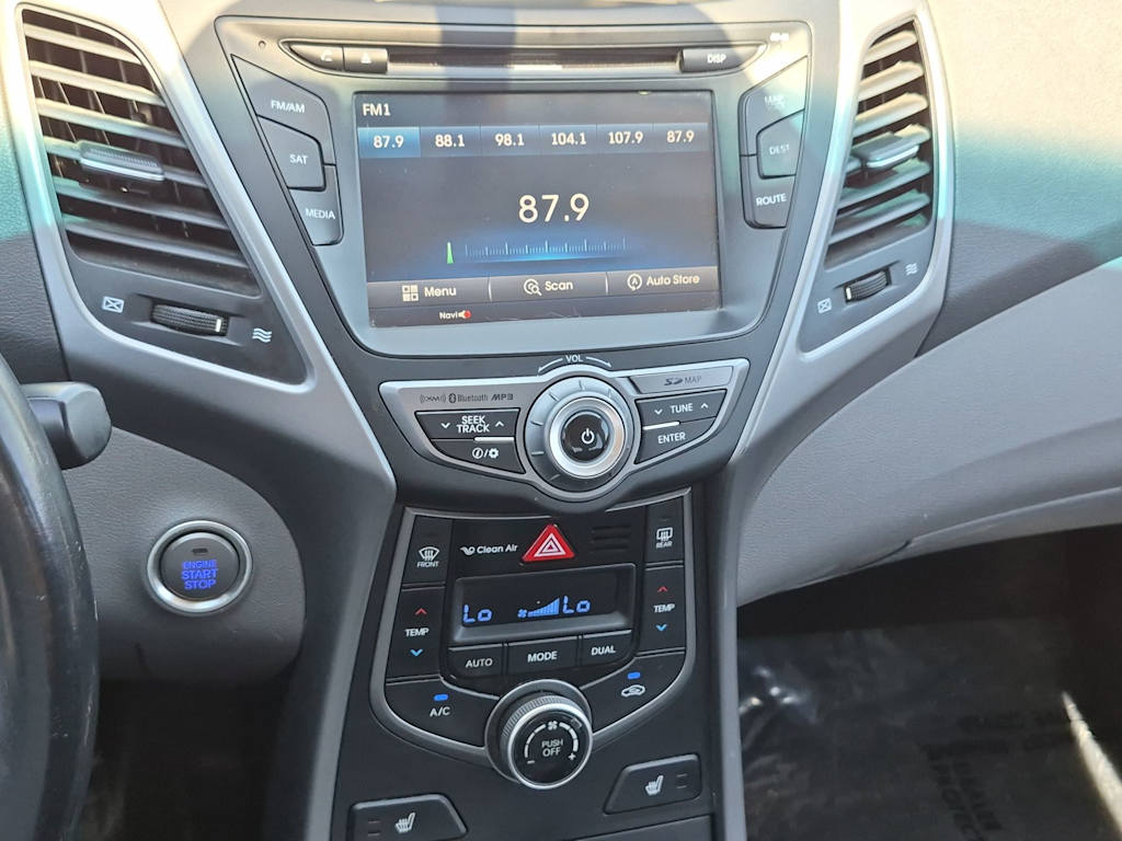 Thumbnail: 2015 Hyundai Elantra - 16