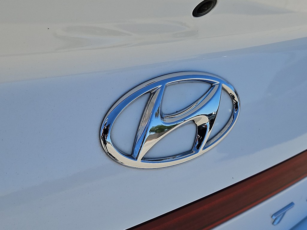 Thumbnail: 2023 Hyundai Sonata - 7